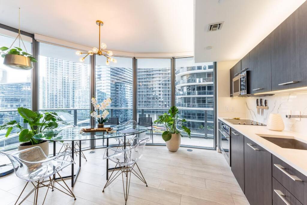 Luxurious Condo In Heart Of Brickell Miami Exteriör bild