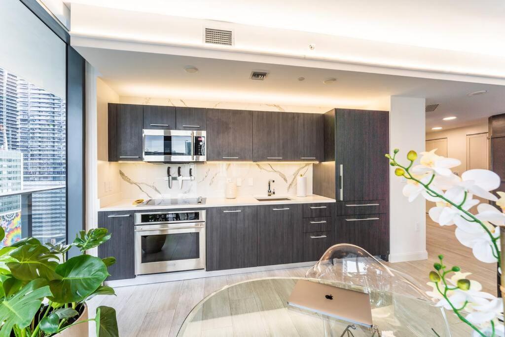 Luxurious Condo In Heart Of Brickell Miami Exteriör bild