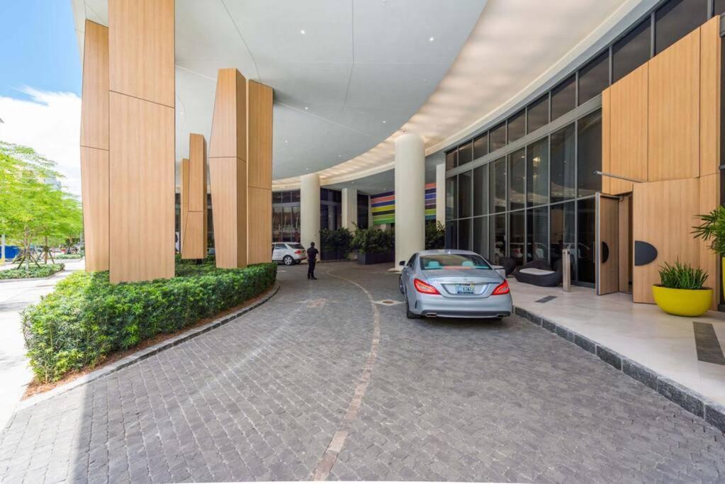 Luxurious Condo In Heart Of Brickell Miami Exteriör bild